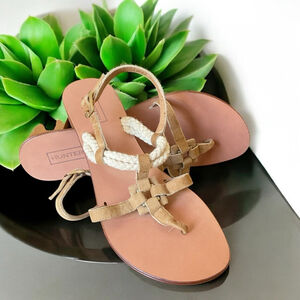 Hunter vero cuoio leather ,suede ,wood & cotton box braid Sandals Size 7 Tan
